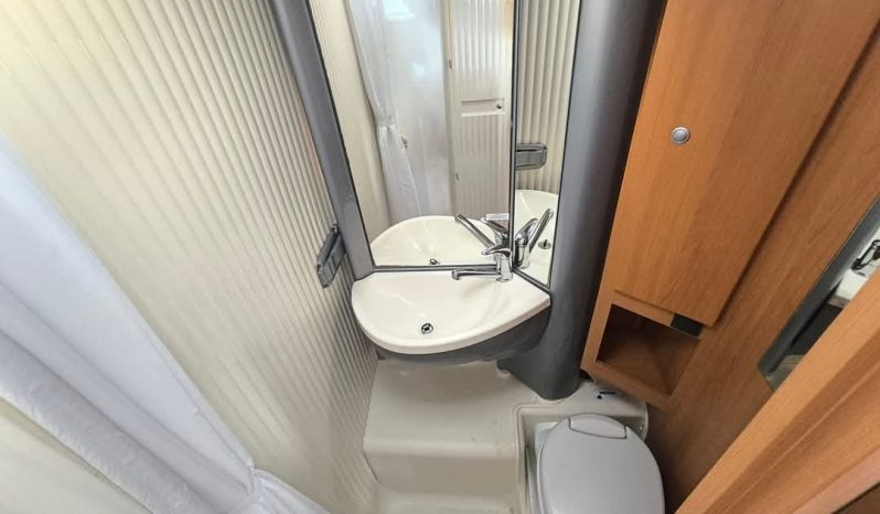 Dethleffs Globe bus integral lleno