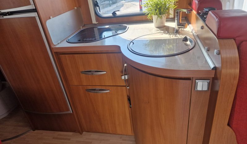 Hymer Eriba Car Emotion lleno