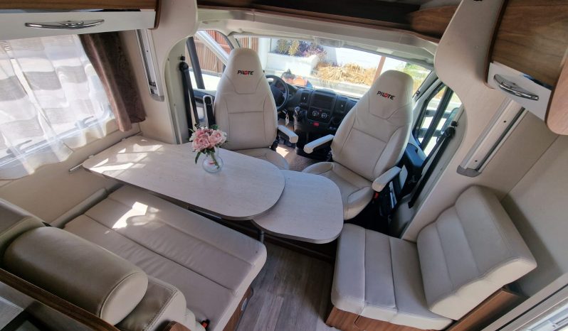 Pilote Essentiel P706 lleno