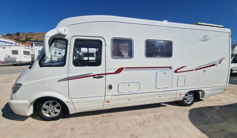 Mercedes leVoyageur lleno