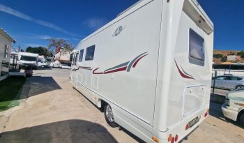 Mercedes leVoyageur lleno