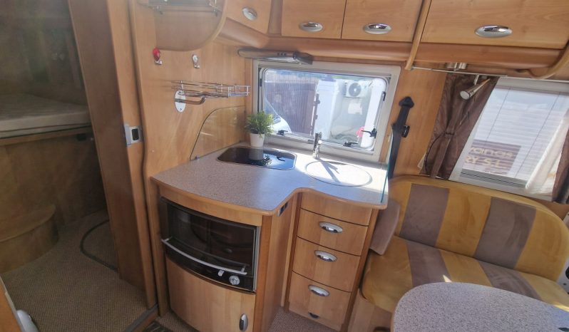 Mercedes leVoyageur lleno