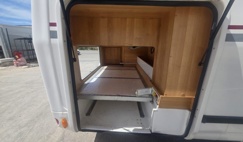 Mercedes LeVoyageur lleno
