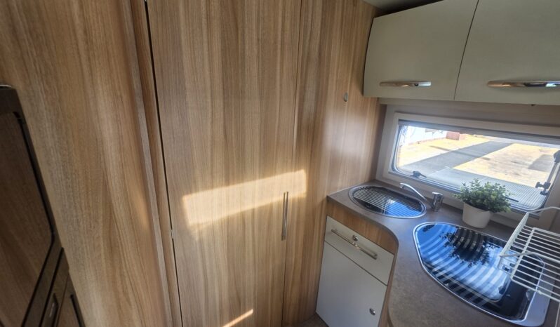 Ford Chausson Flash 28 lleno