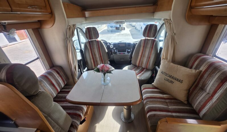 Citroen Rápido 946 lleno